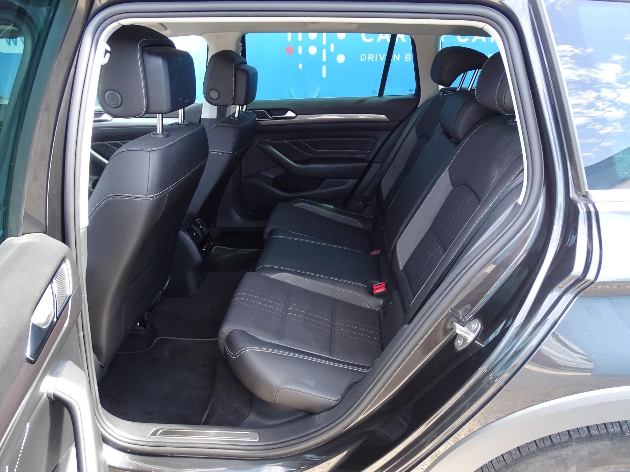 VOLKSWAGEN PASSAT ALLTRACK