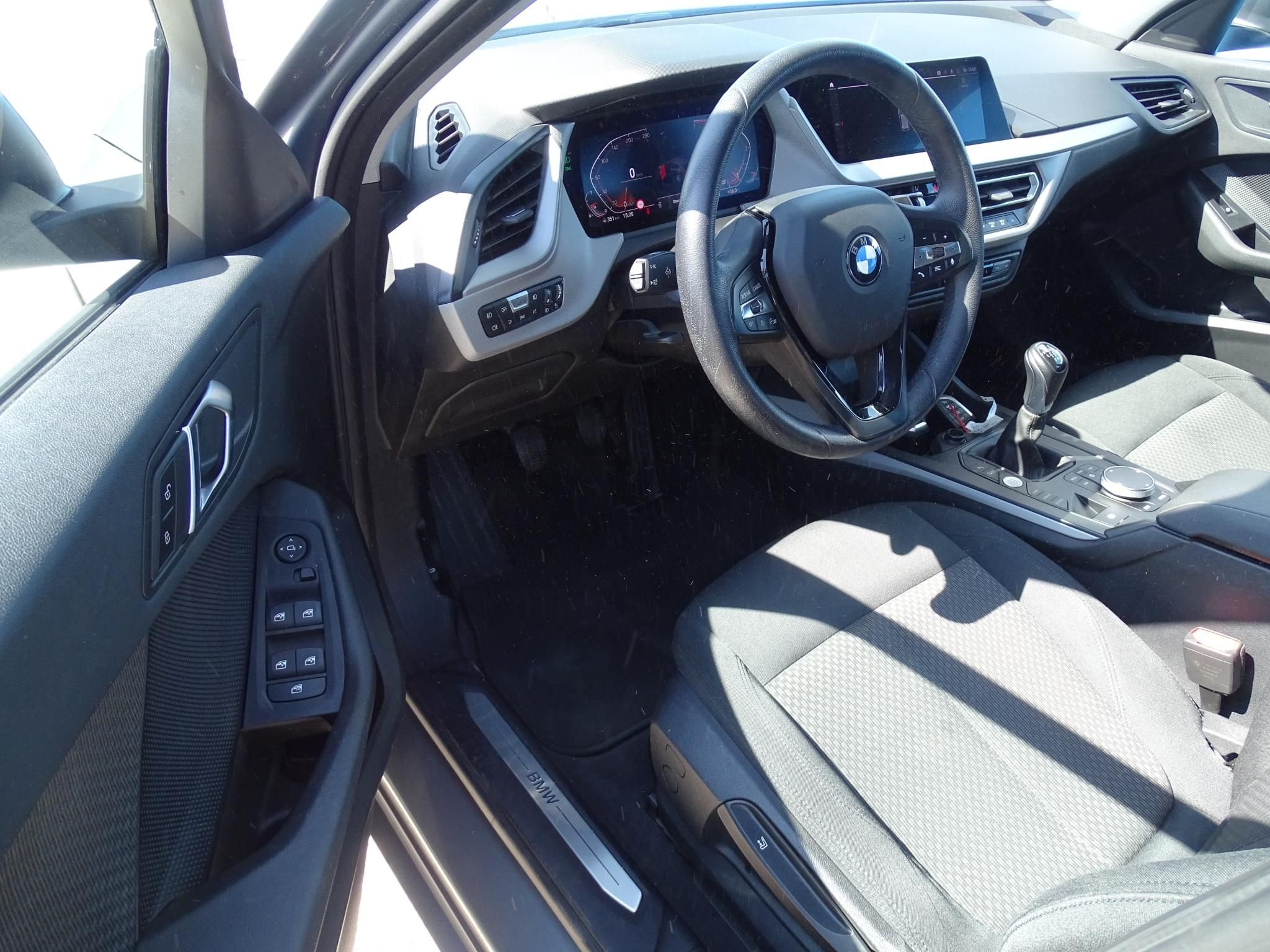 BMW 118