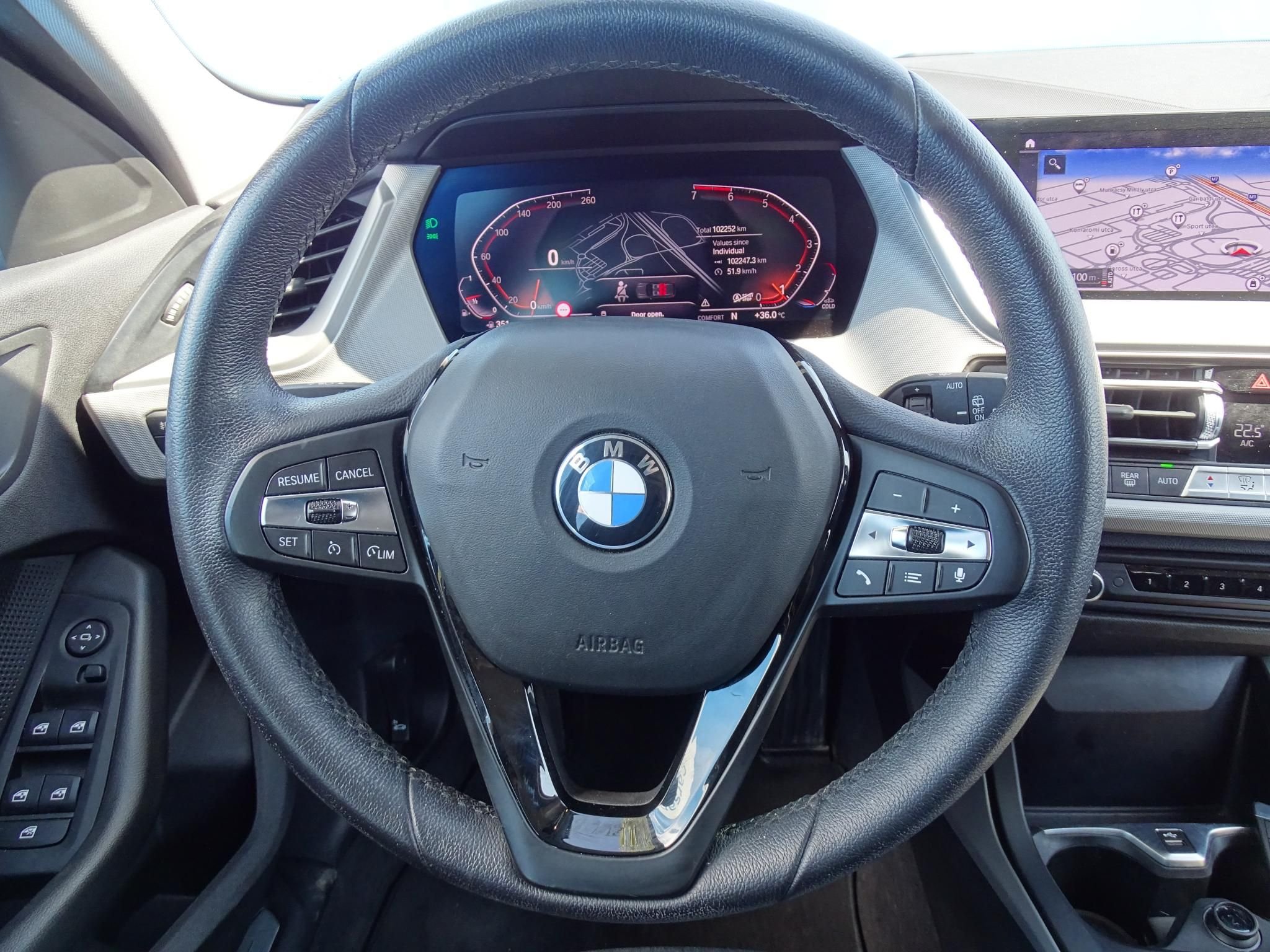 BMW 118