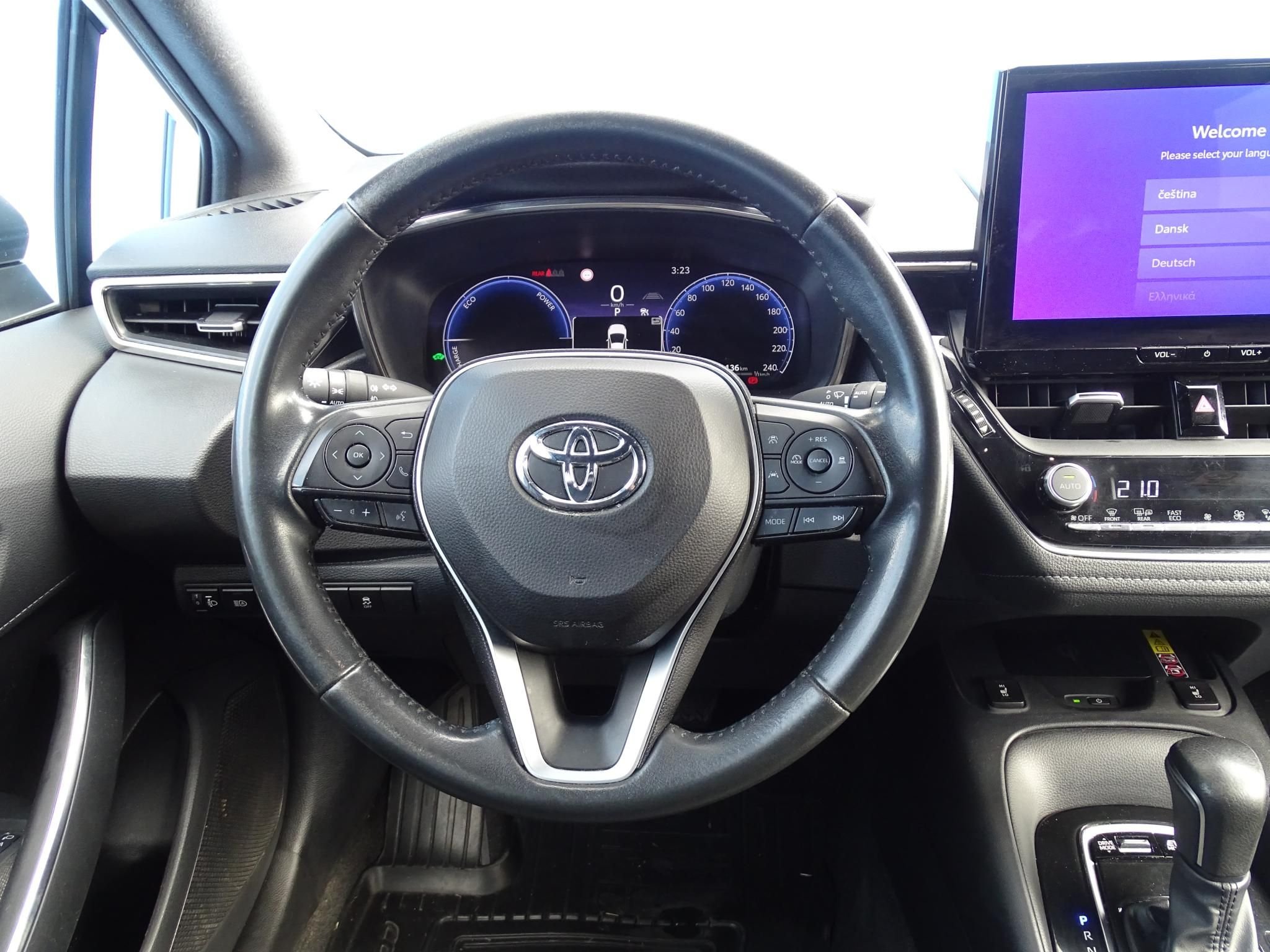 TOYOTA COROLLA