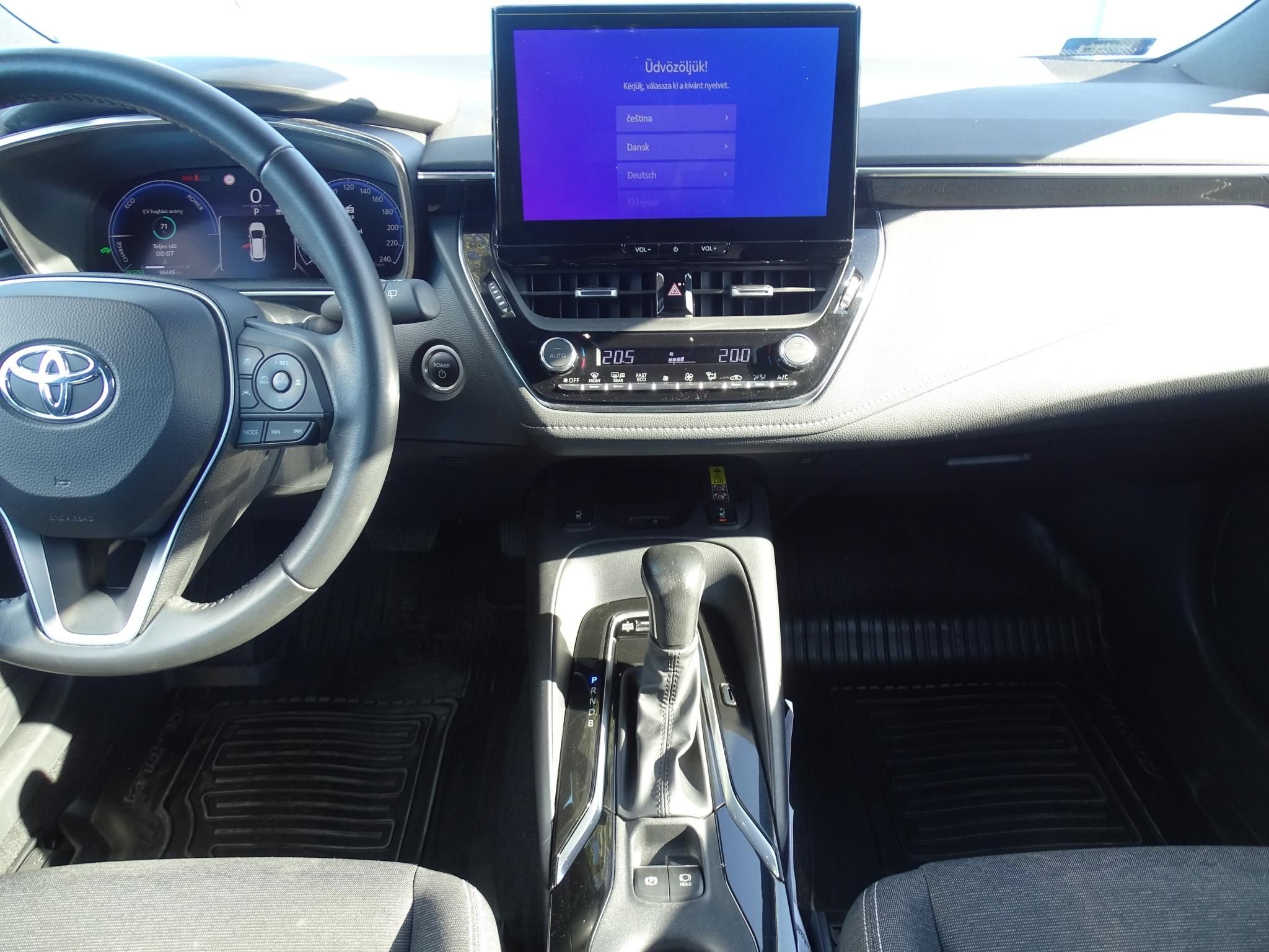 TOYOTA COROLLA