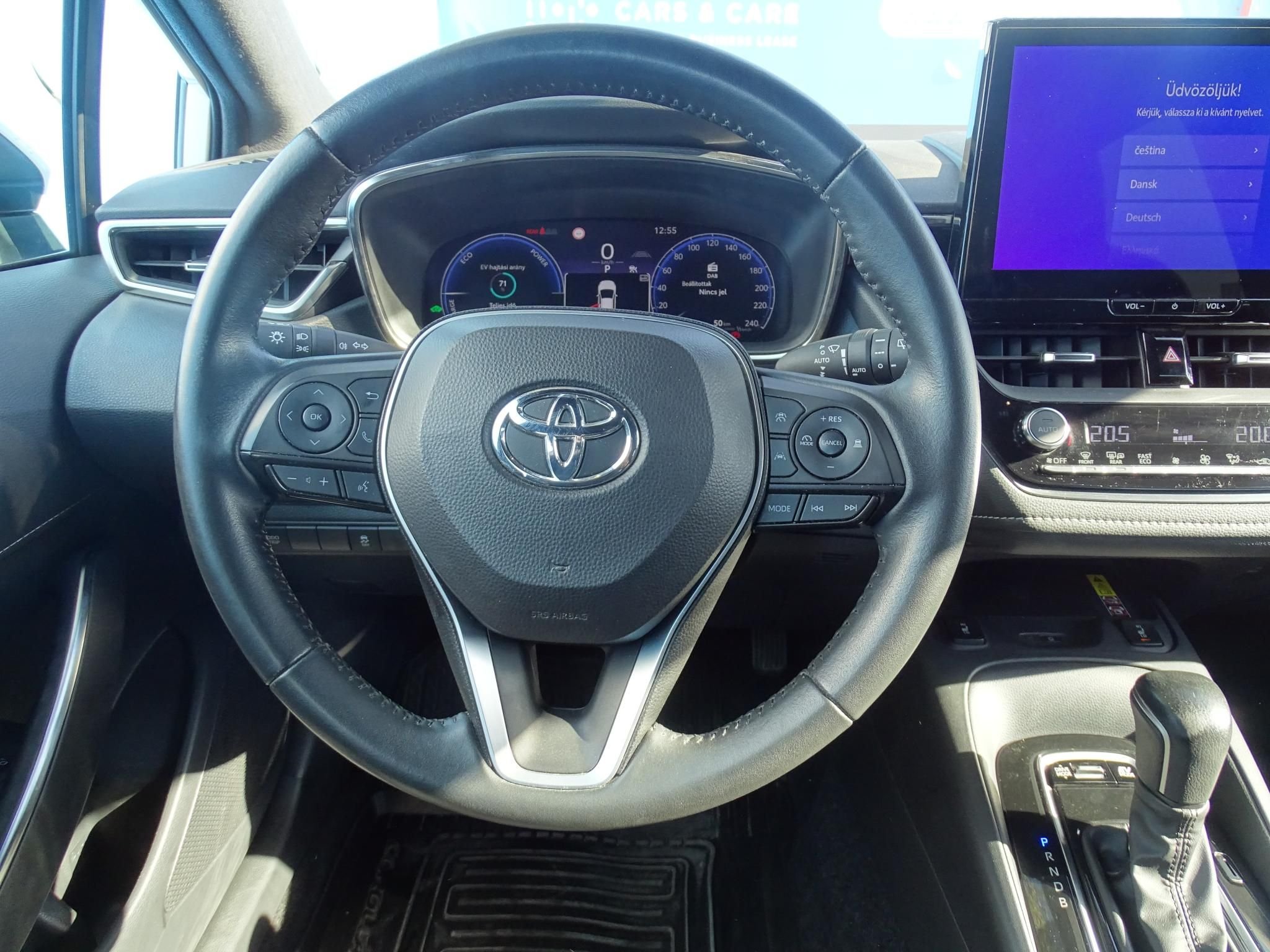 TOYOTA COROLLA