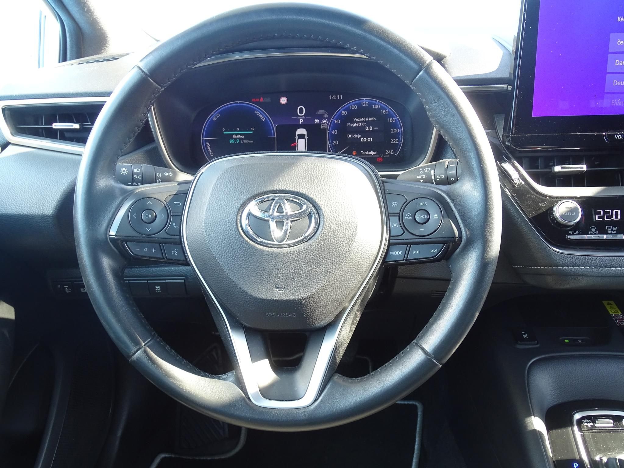 TOYOTA COROLLA