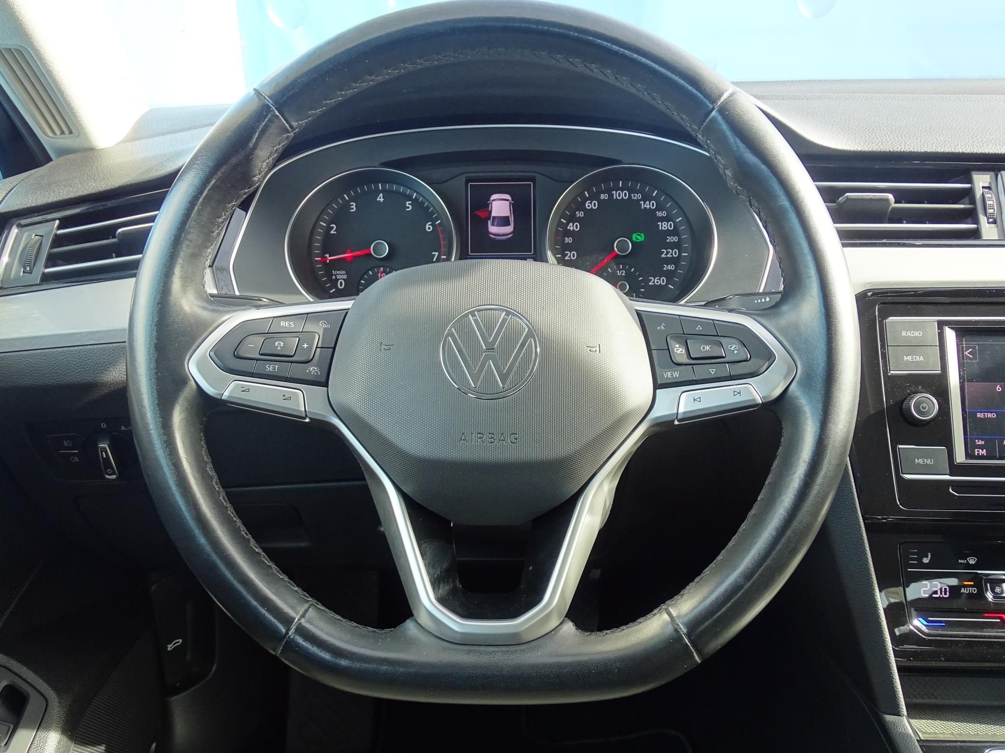 VOLKSWAGEN PASSAT VIII