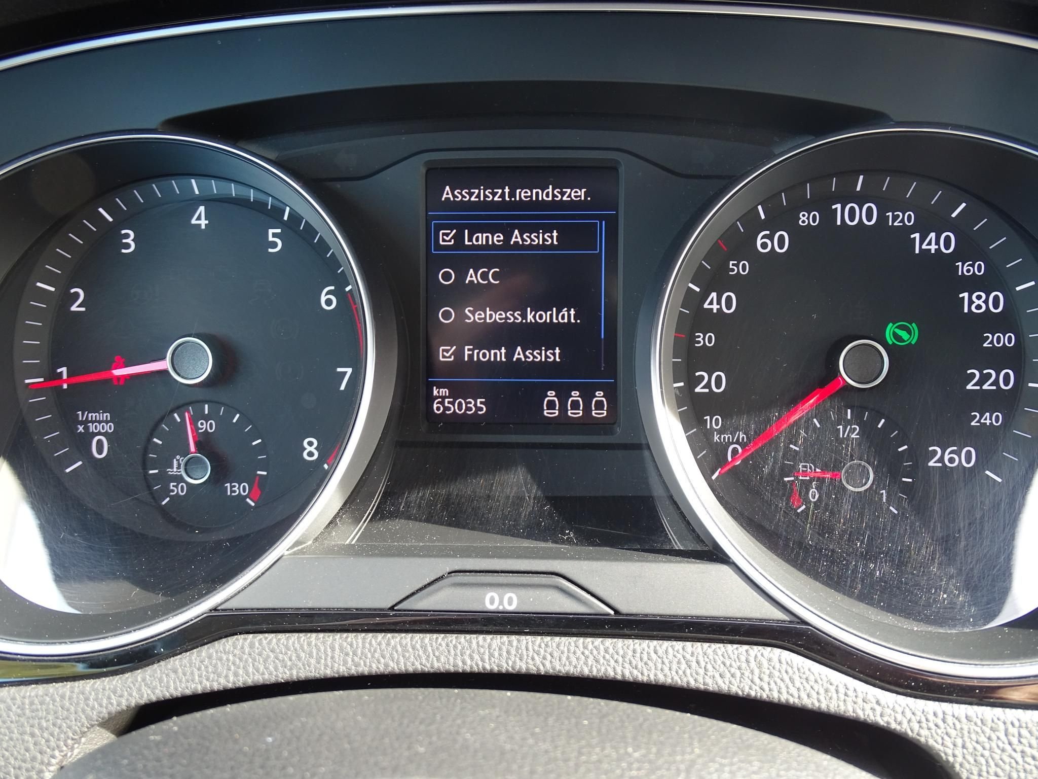 VOLKSWAGEN PASSAT VIII