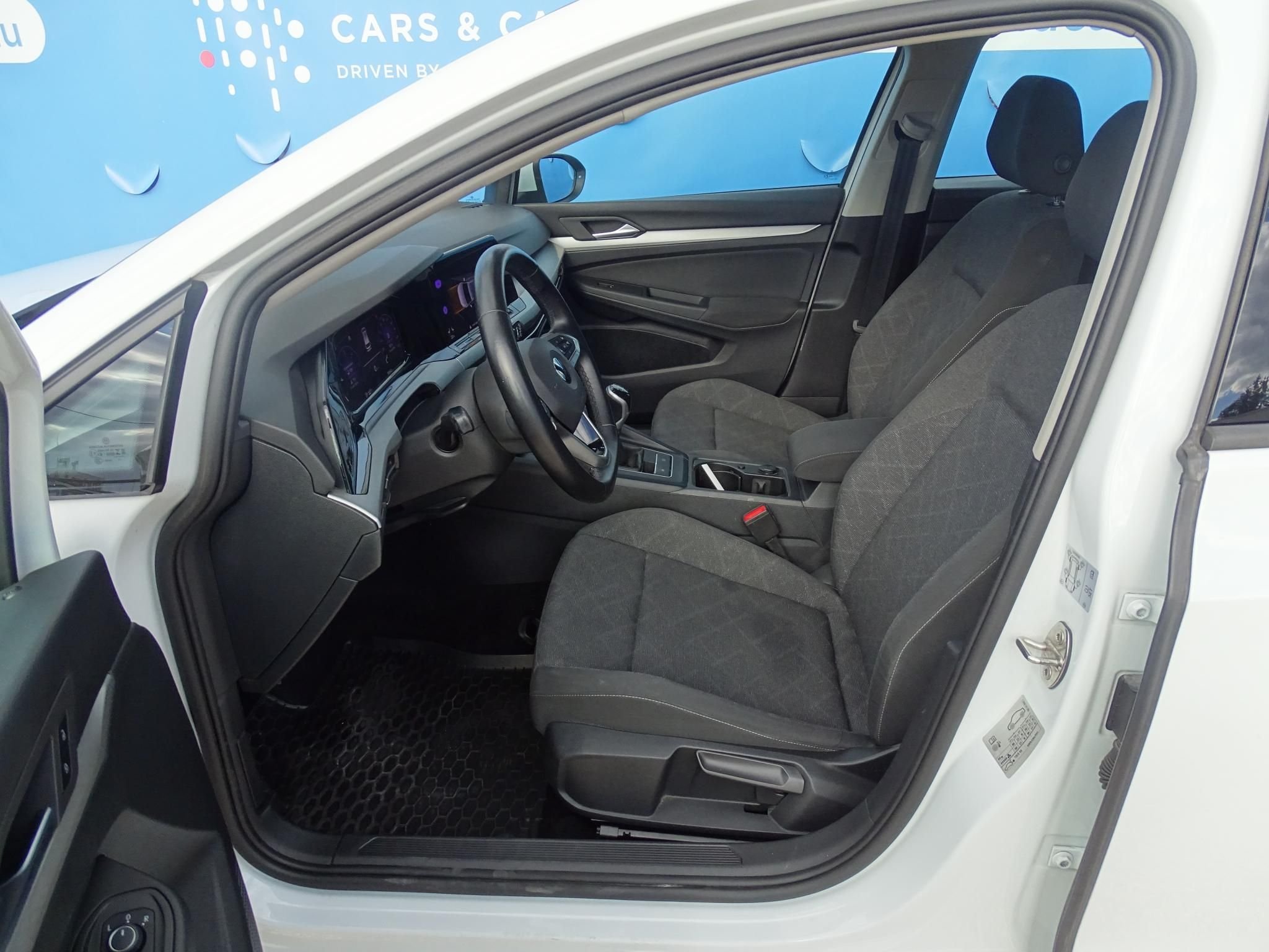 VOLKSWAGEN GOLF VIII
