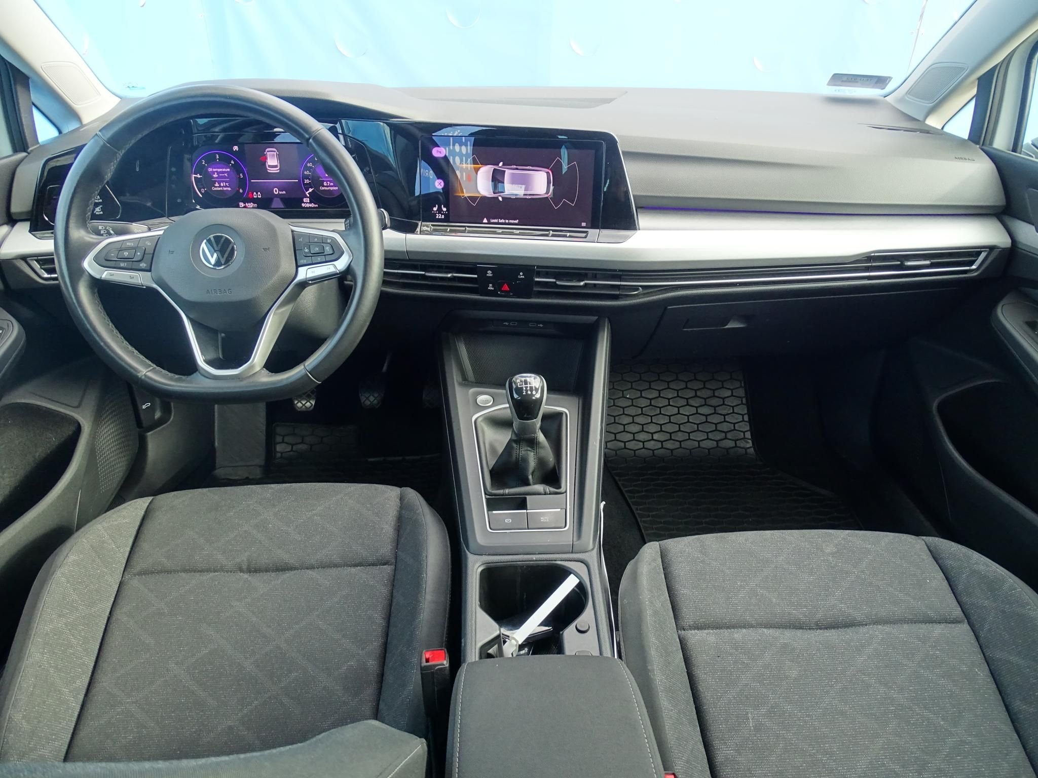 VOLKSWAGEN GOLF VIII