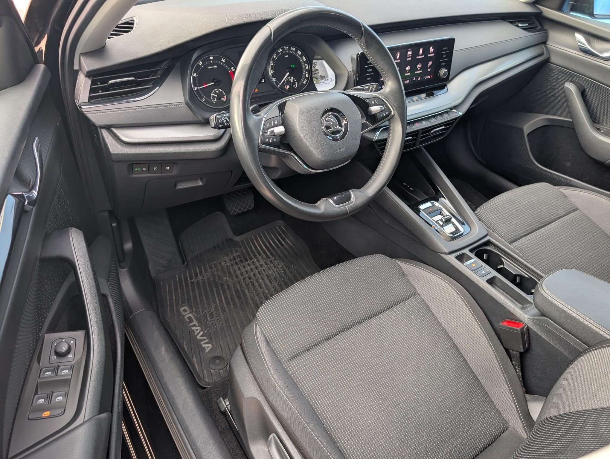 SKODA OCTAVIA